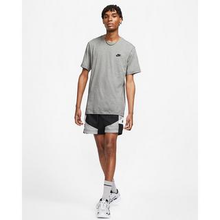NIKE Sportswear Club T-shirt 