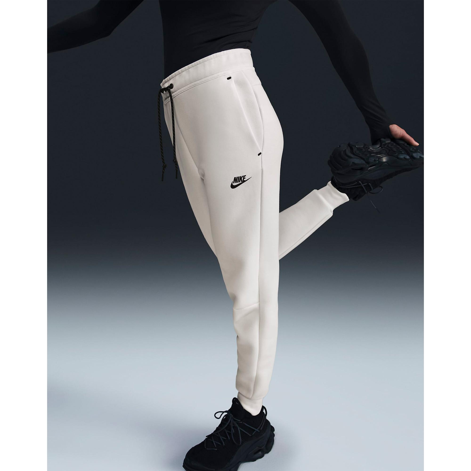 NIKE W NSW TCH FLC MR JGGER 2 Pantaloni da allenamento 