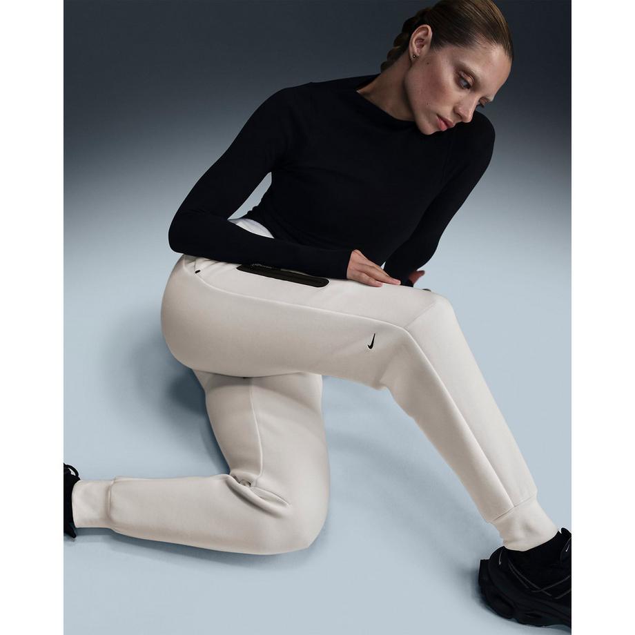 NIKE W NSW TCH FLC MR JGGER 2 Trainerhose 