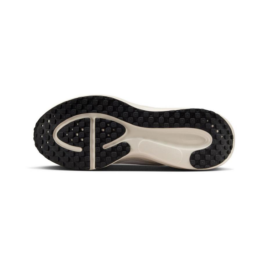 NIKE W NIKE REVOLUTION 8 Scarpe da corsa 