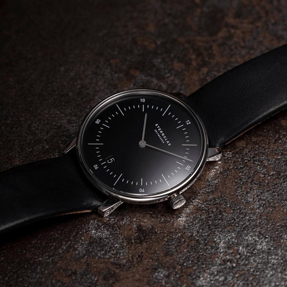 Sternglas Naos Analoguhr 