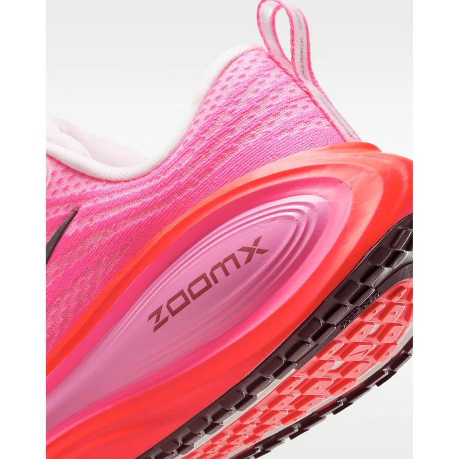 NIKE Vomero Plus Laufschuhe  