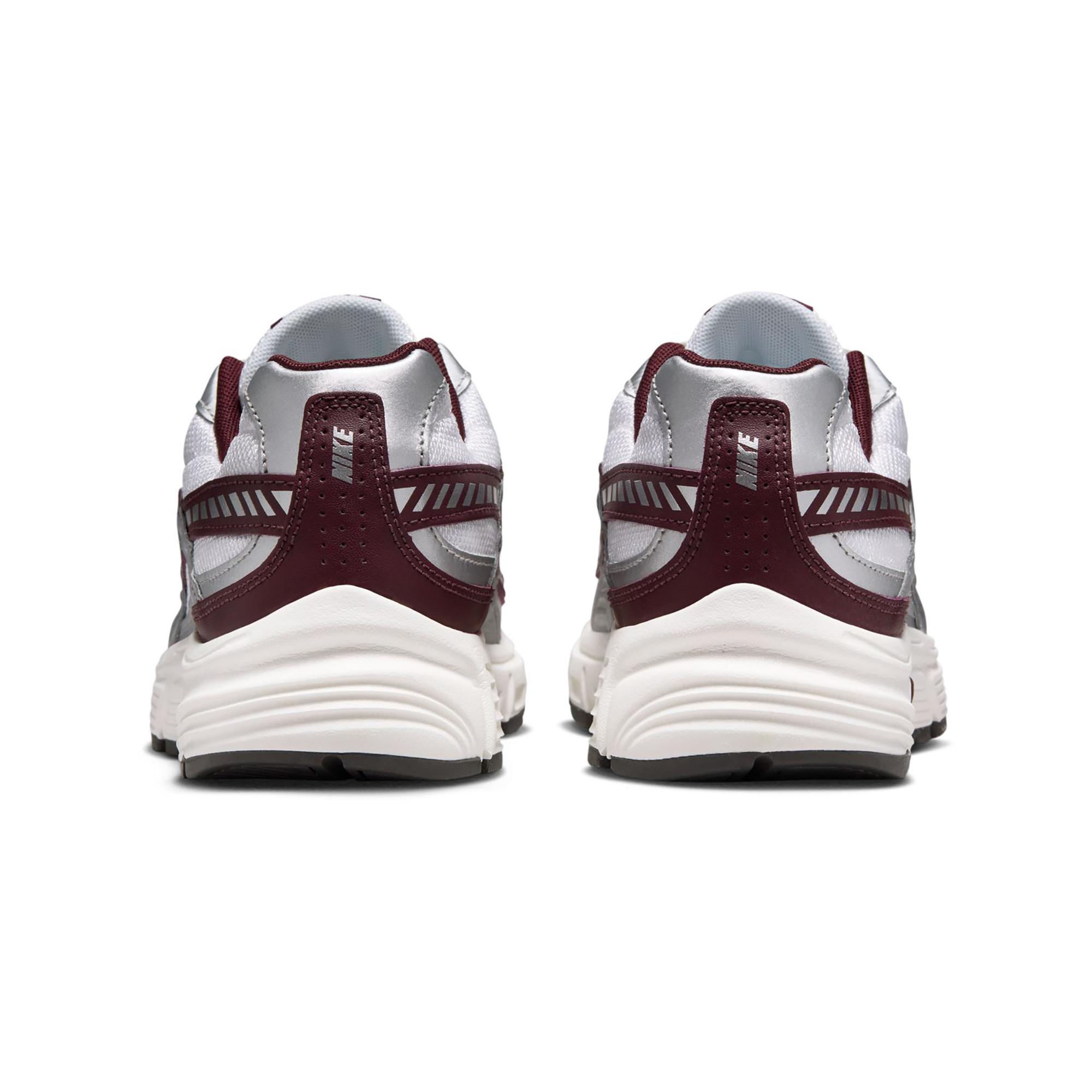 NIKE WMNS NIKE INITIATOR Sneakers, Low Top 