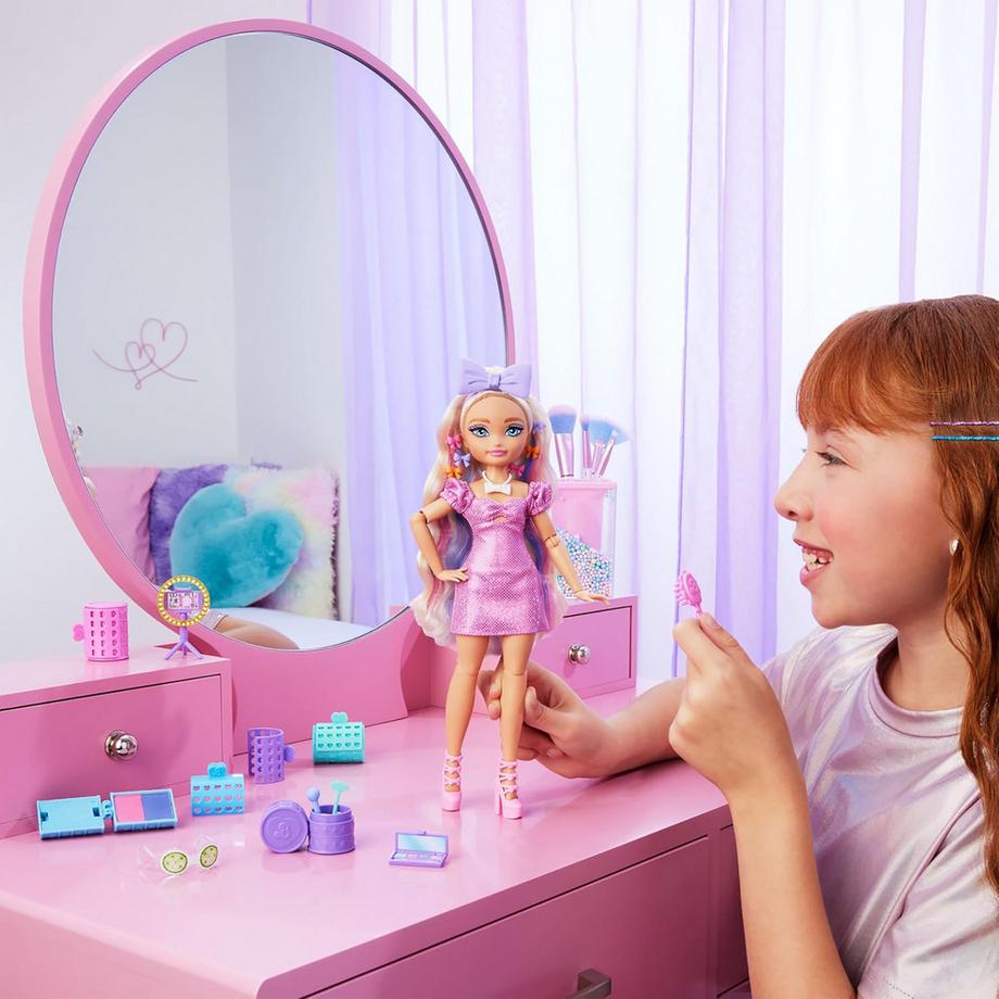 Barbie  Dream Besties Get Ready 