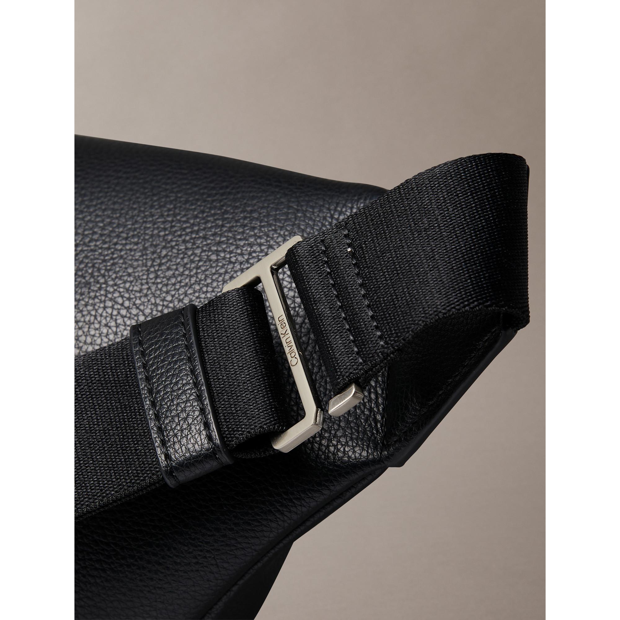 Calvin Klein Jeans Raised Logo Gürteltasche  