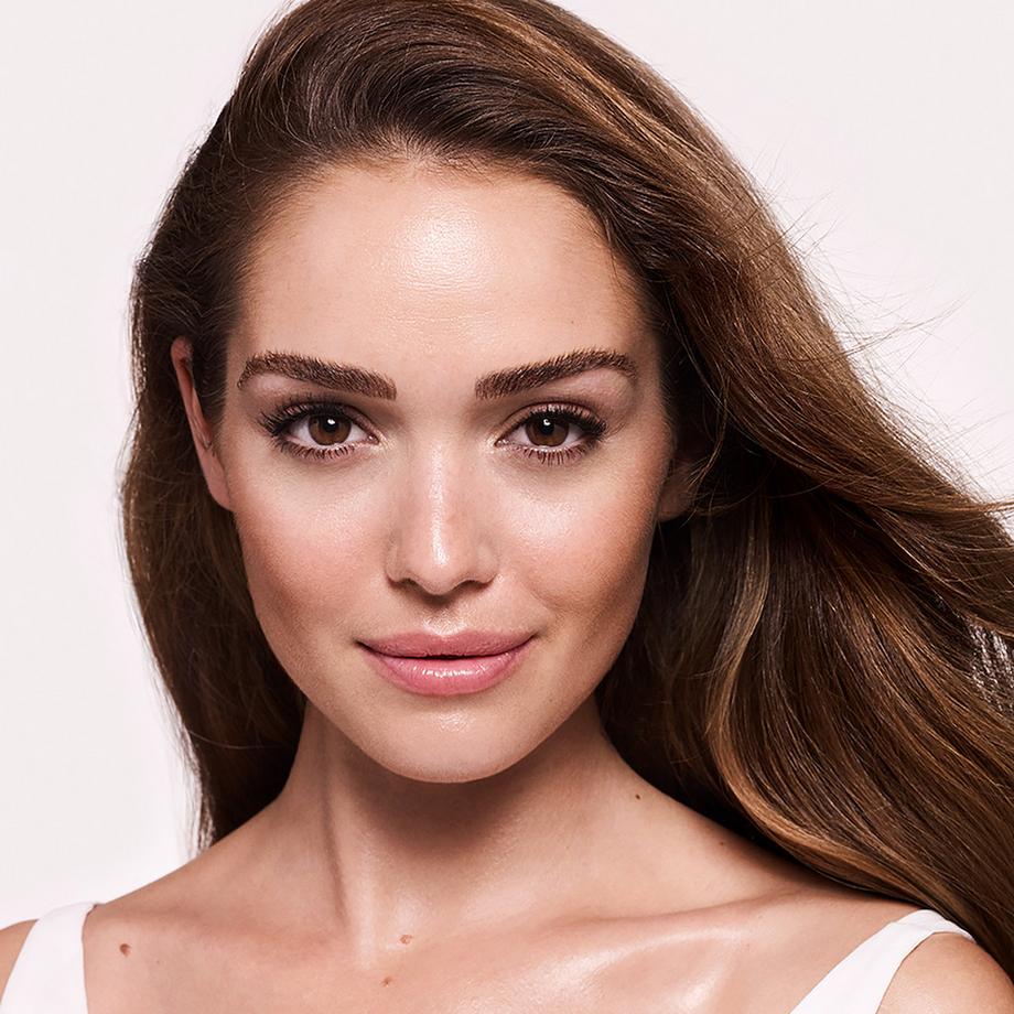 CHARLOTTE TILBURY  Wonderglow - Primer viso 