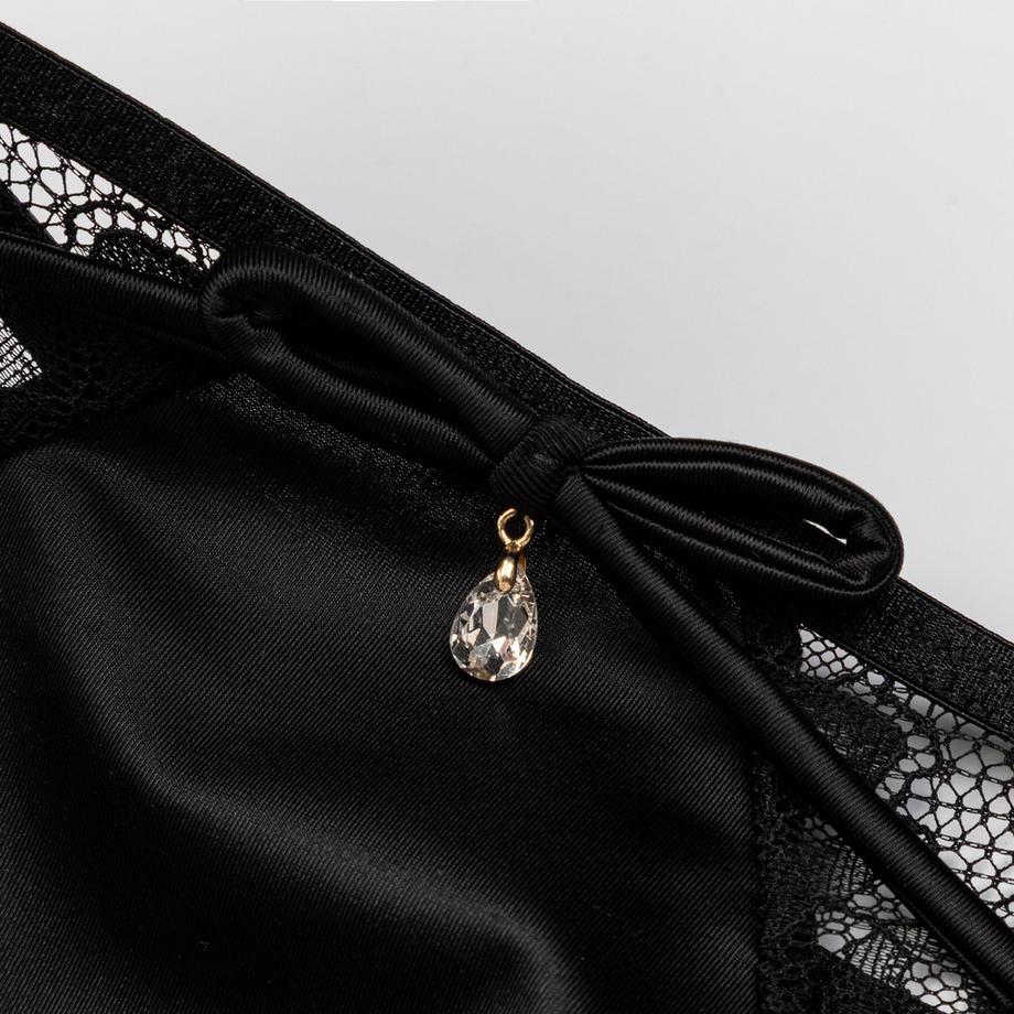 Manor Woman Roter Spitzen Satin String Tanga  