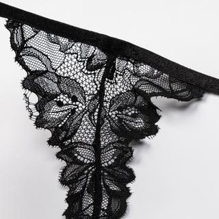 Manor Woman String Tanga mit Spitzendetails  