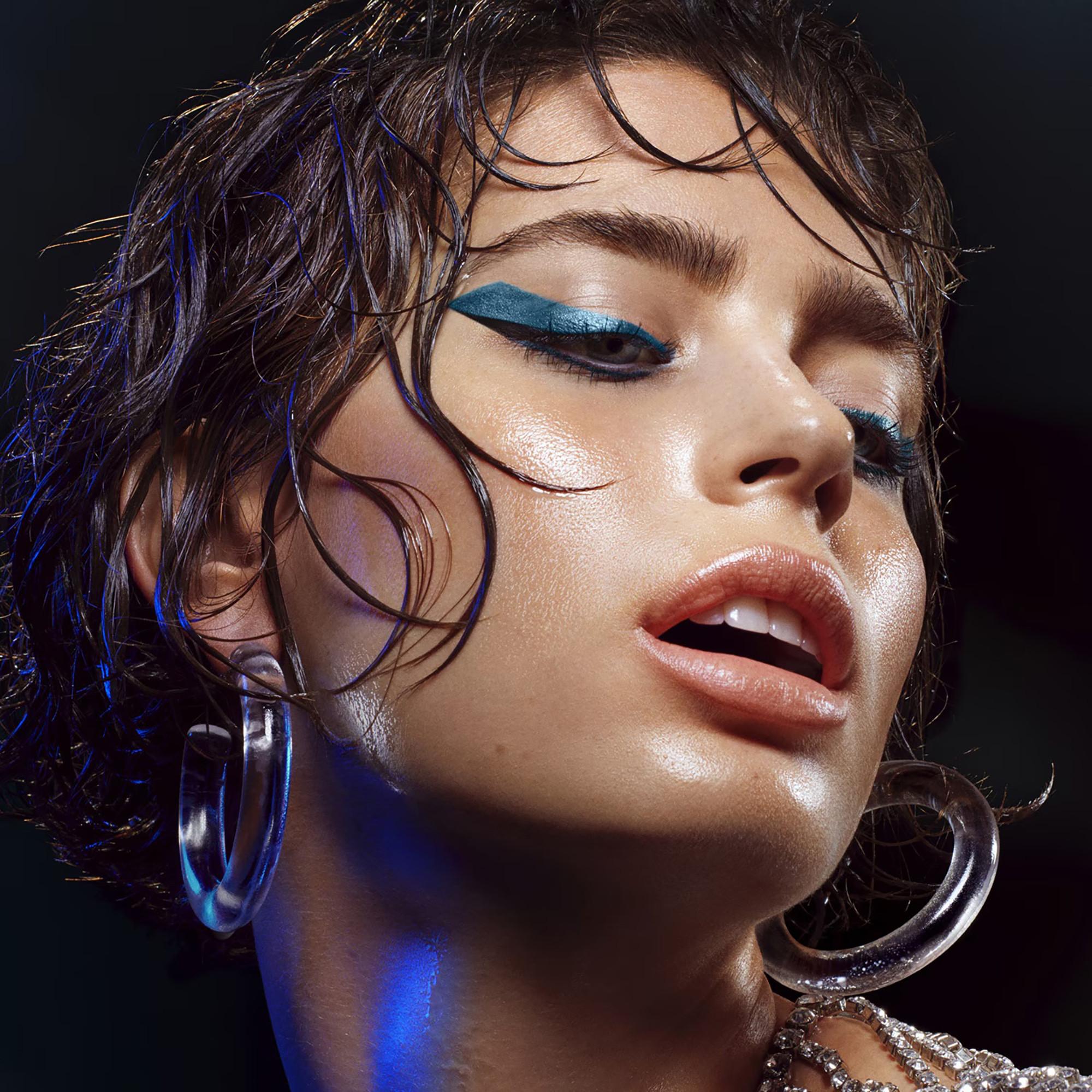 Make up For ever AQUA Aqua Resist Smoky Shadow 