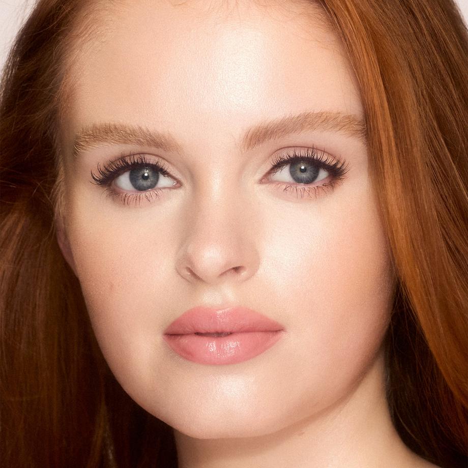 CHARLOTTE TILBURY  Unreal Skin Sheer Glow Tint - Fondotinta idratante in stick 