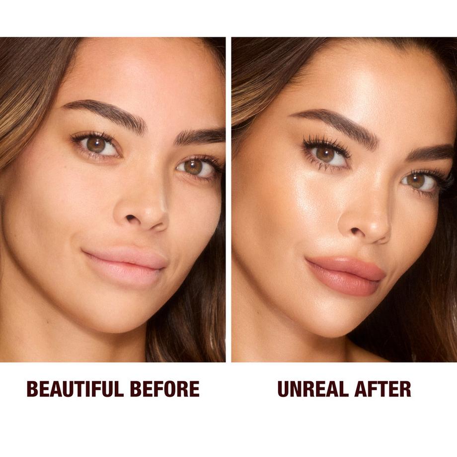 CHARLOTTE TILBURY  Unreal Skin Sheer Glow Tint - Stick Fond de Teint Hydratant 