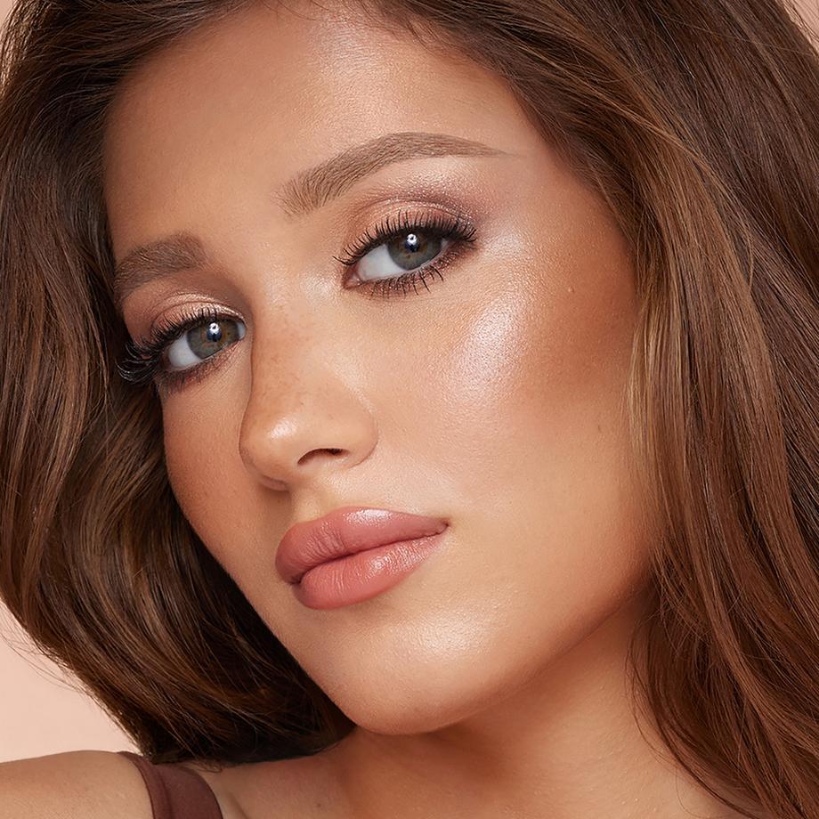 CHARLOTTE TILBURY  Hollywood Contour Light Wand - Fond de teint contouring 