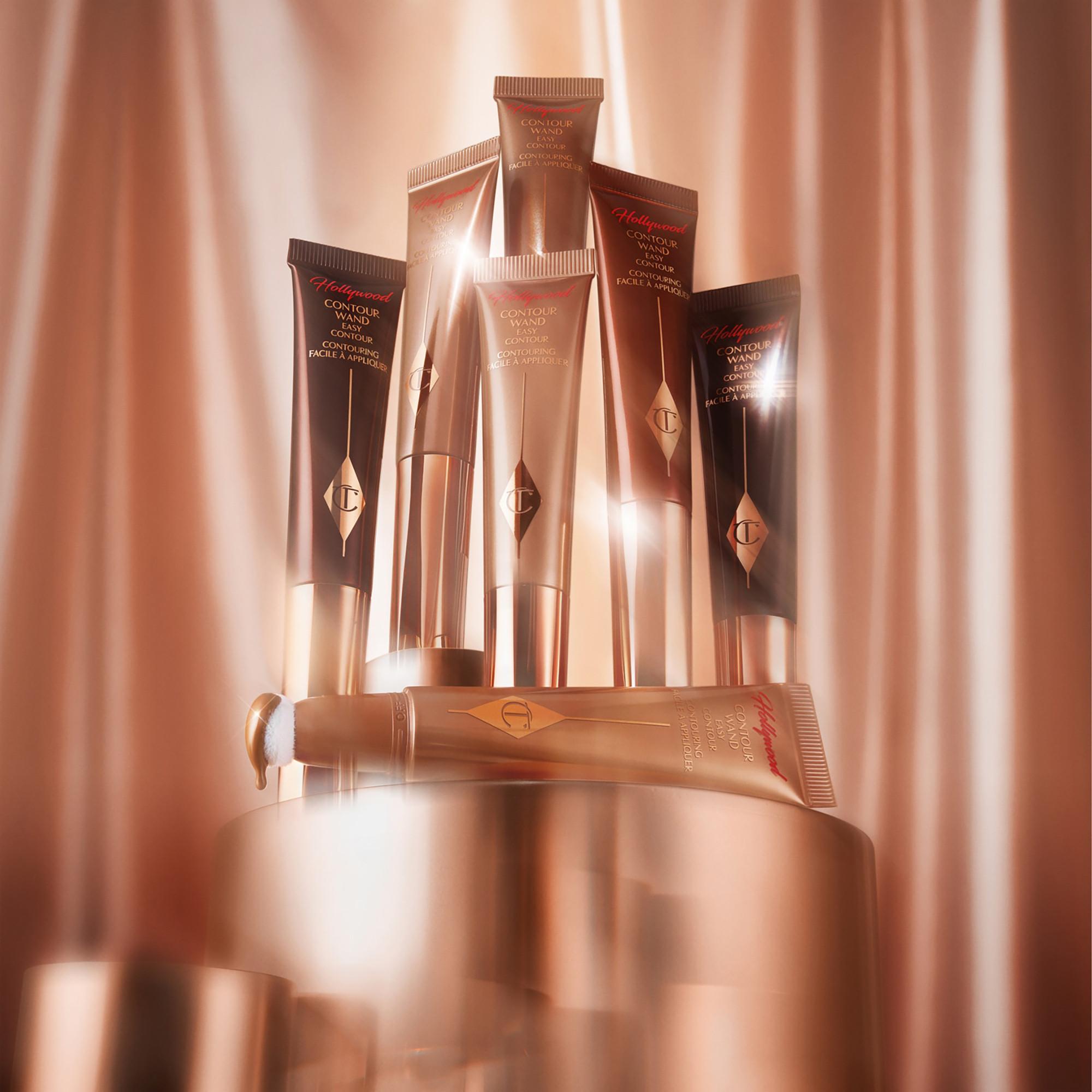 CHARLOTTE TILBURY  Hollywood Contour Wand - Crema per Contouring 