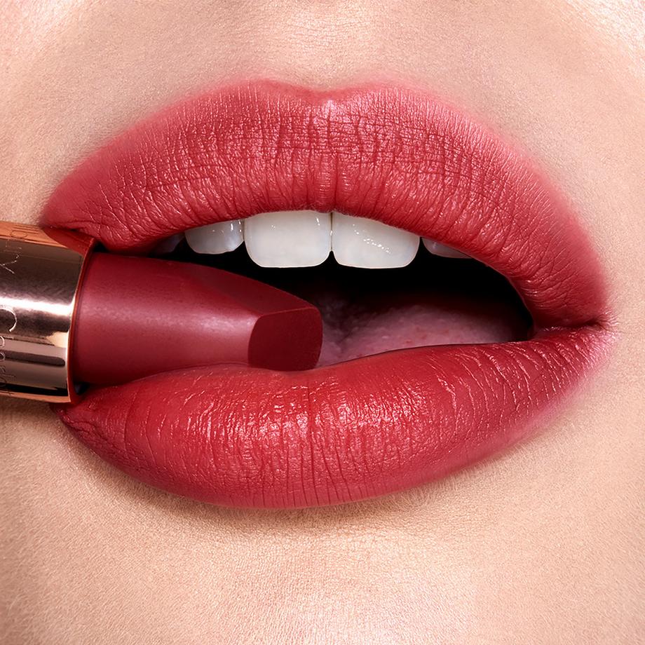 CHARLOTTE TILBURY  Matte Revolution - Rouge à lèvres 