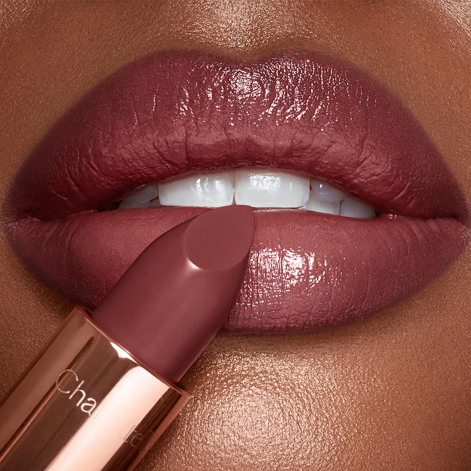 CHARLOTTE TILBURY  K.I.S.S.I.N.G - Rossetto 