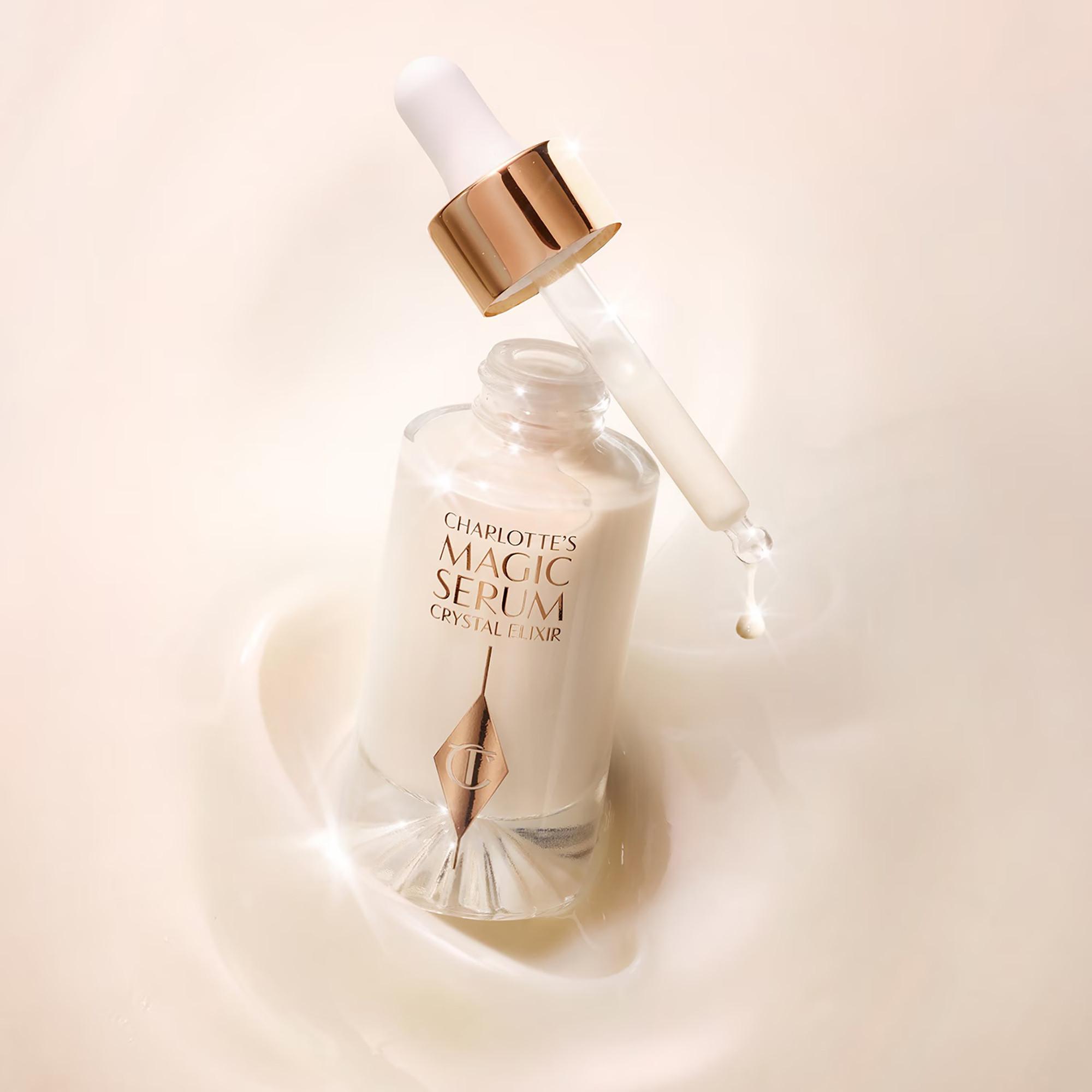 CHARLOTTE TILBURY  Charlotte's Magic Serum Crystal Elixir - Siero per il viso 