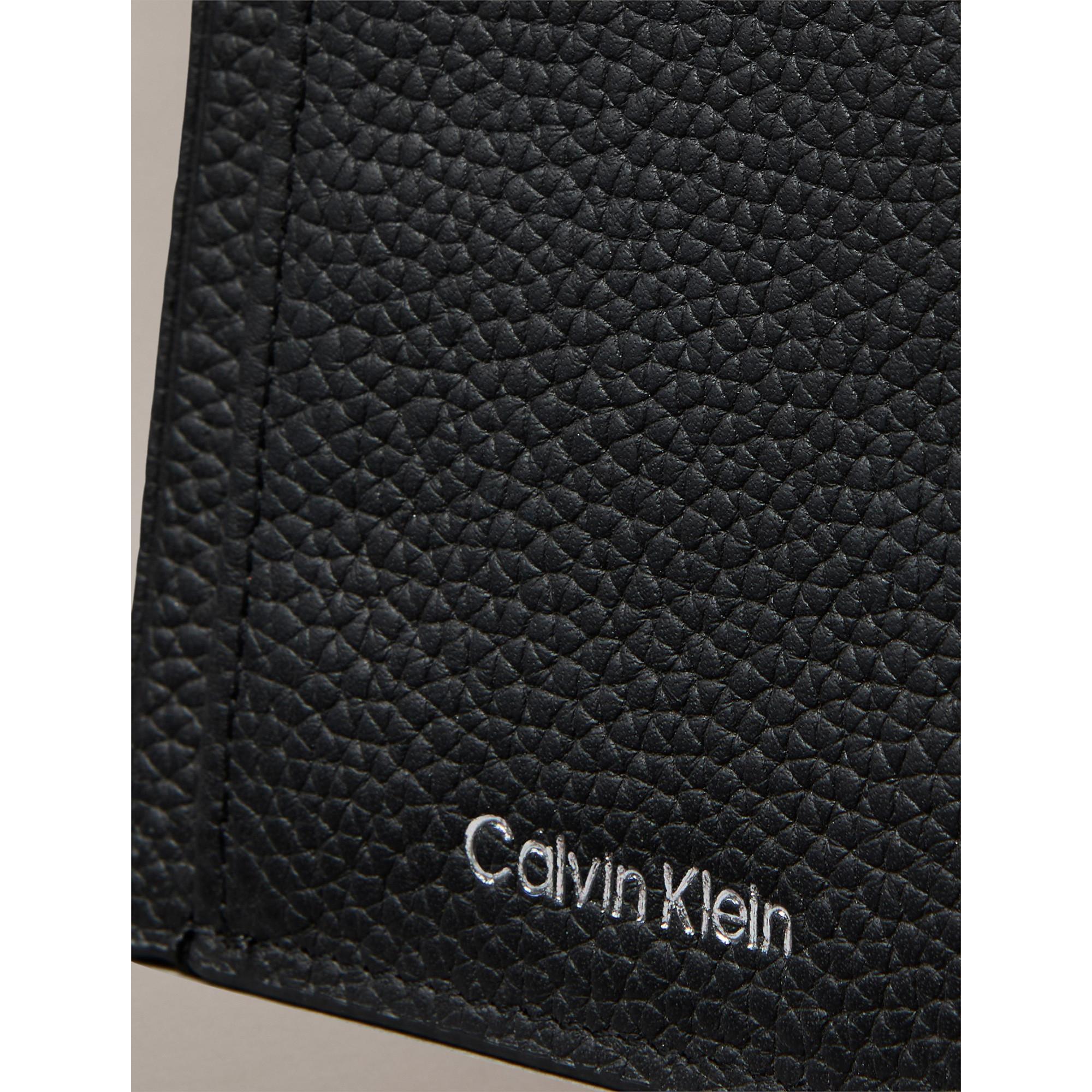 Calvin Klein Jeans Foil Emboss NS Zip Card Case  