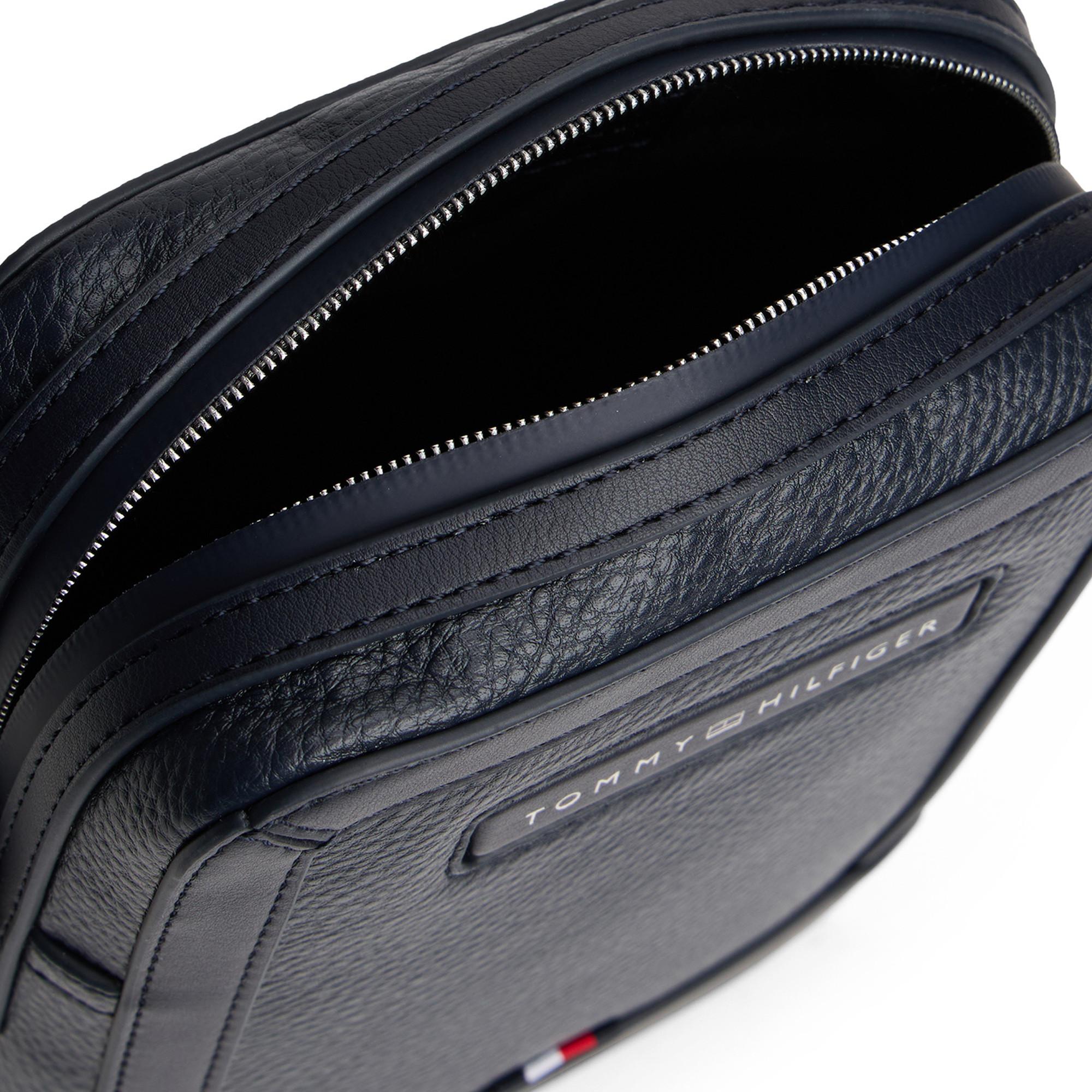 TOMMY HILFIGER TH Central Mini Reporter Bag  