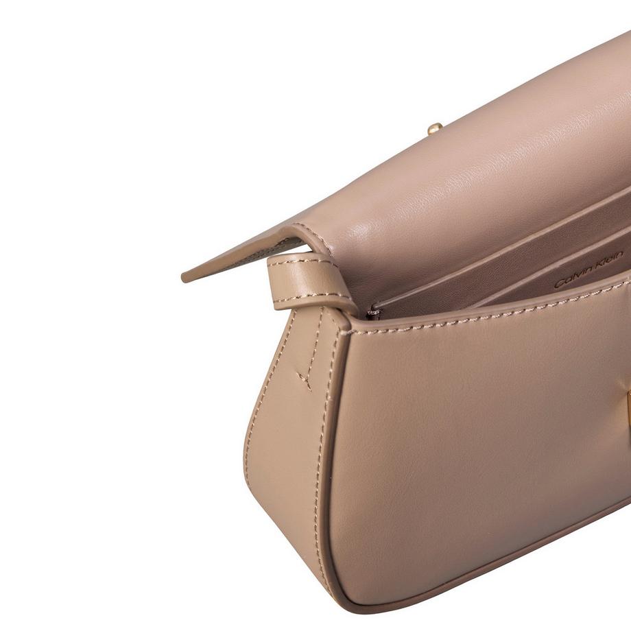 Calvin Klein Hardware Monogram Sac Bandoulière  