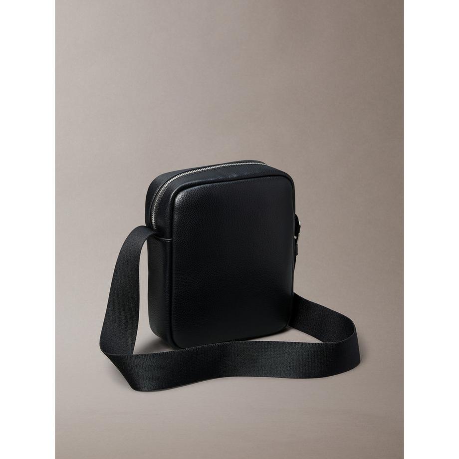 Calvin Klein Jeans Sac Raised Reporter  