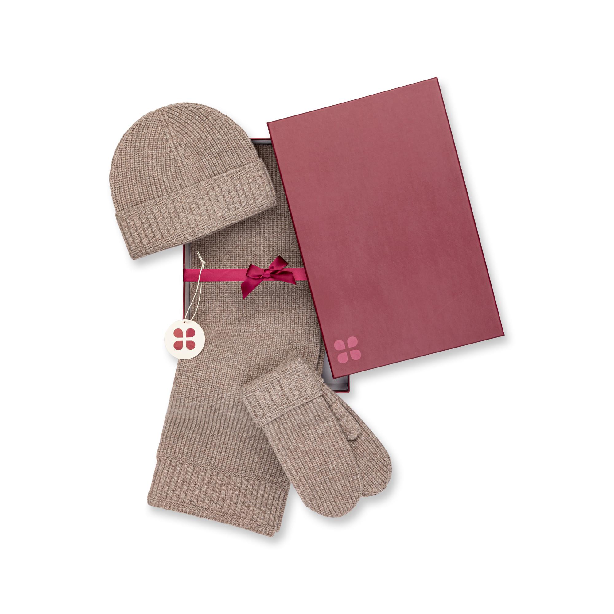 Manor Woman Strick Schal Mütze und Handschuh Geschenk Set  