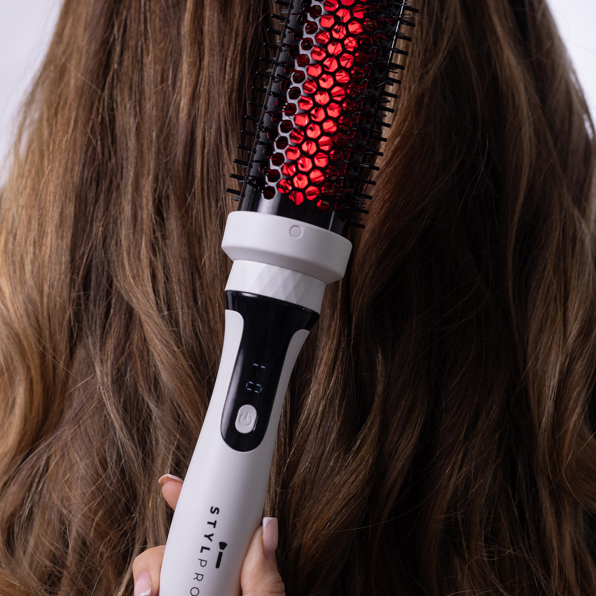 STYLPRO  Spazzola termica con infrarossi e luce rossa 