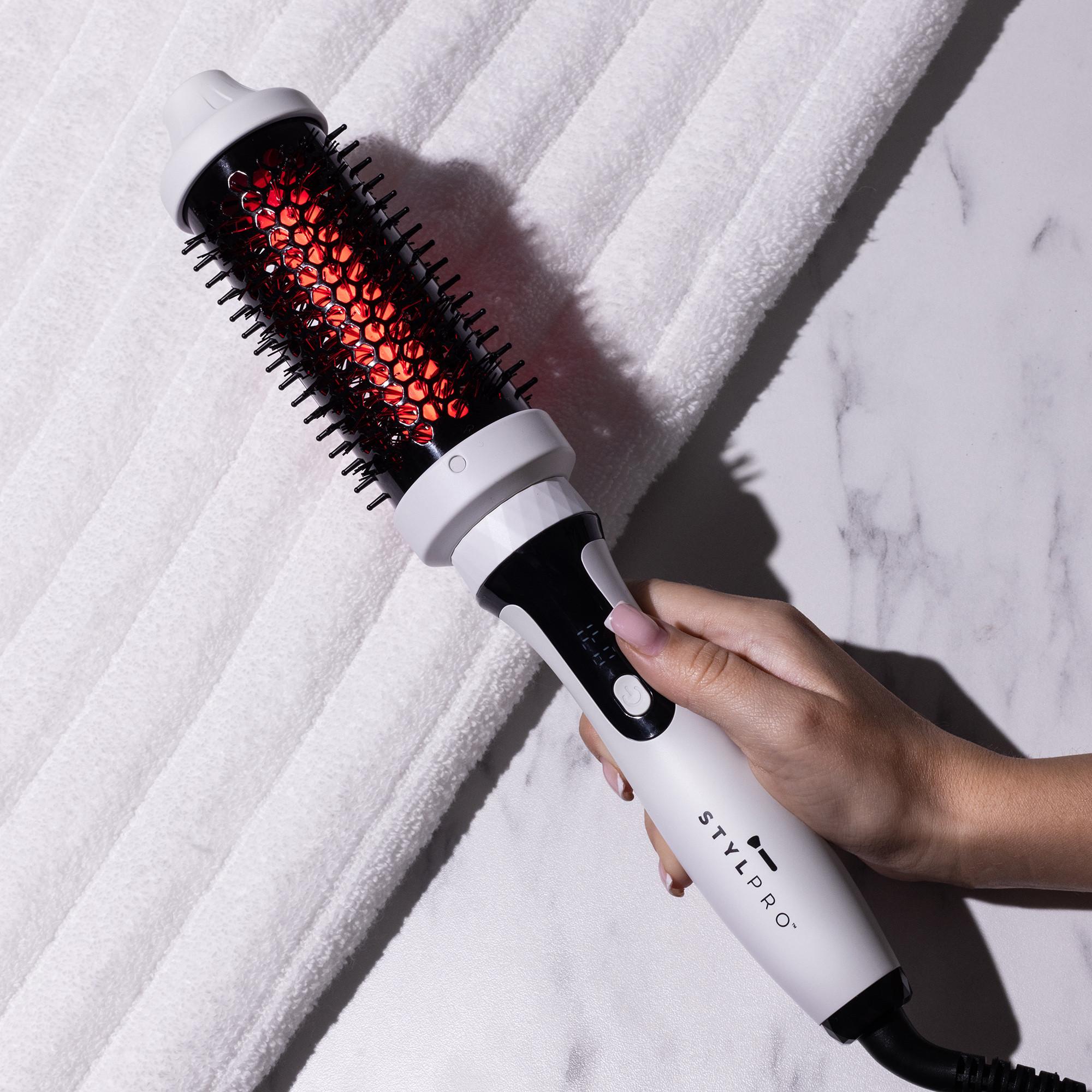 STYLPRO  Spazzola termica con infrarossi e luce rossa 