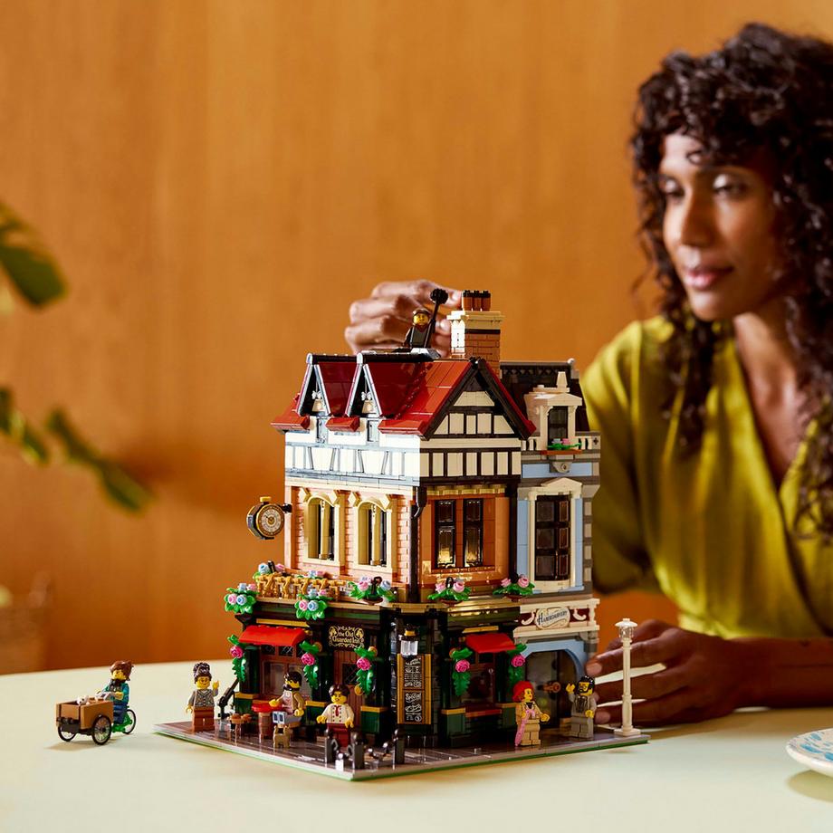 LEGO®  10350 Eckhaus im Tudorstil 