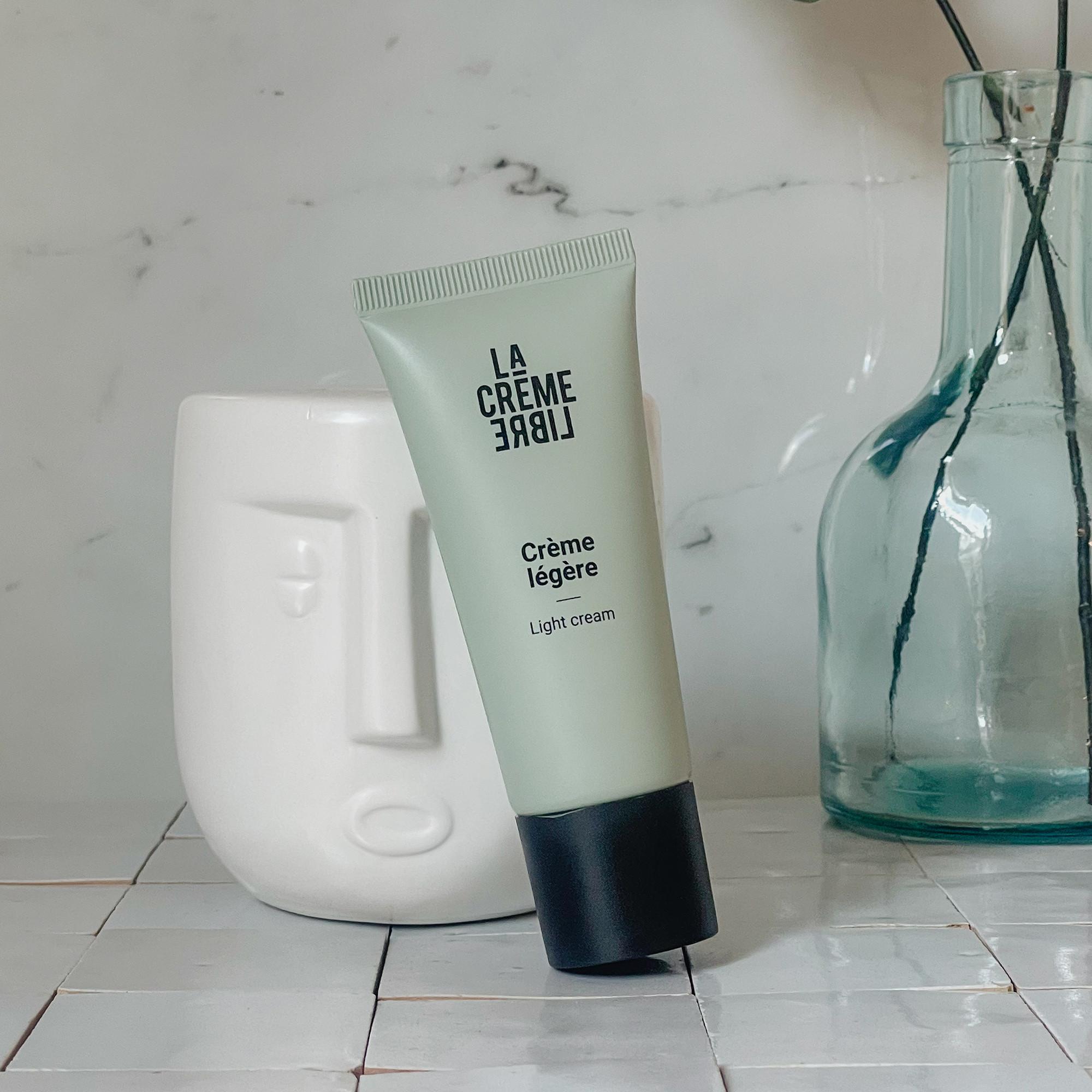 La Creme Libre  Crema leggera - Crema opacizzante e purificante 