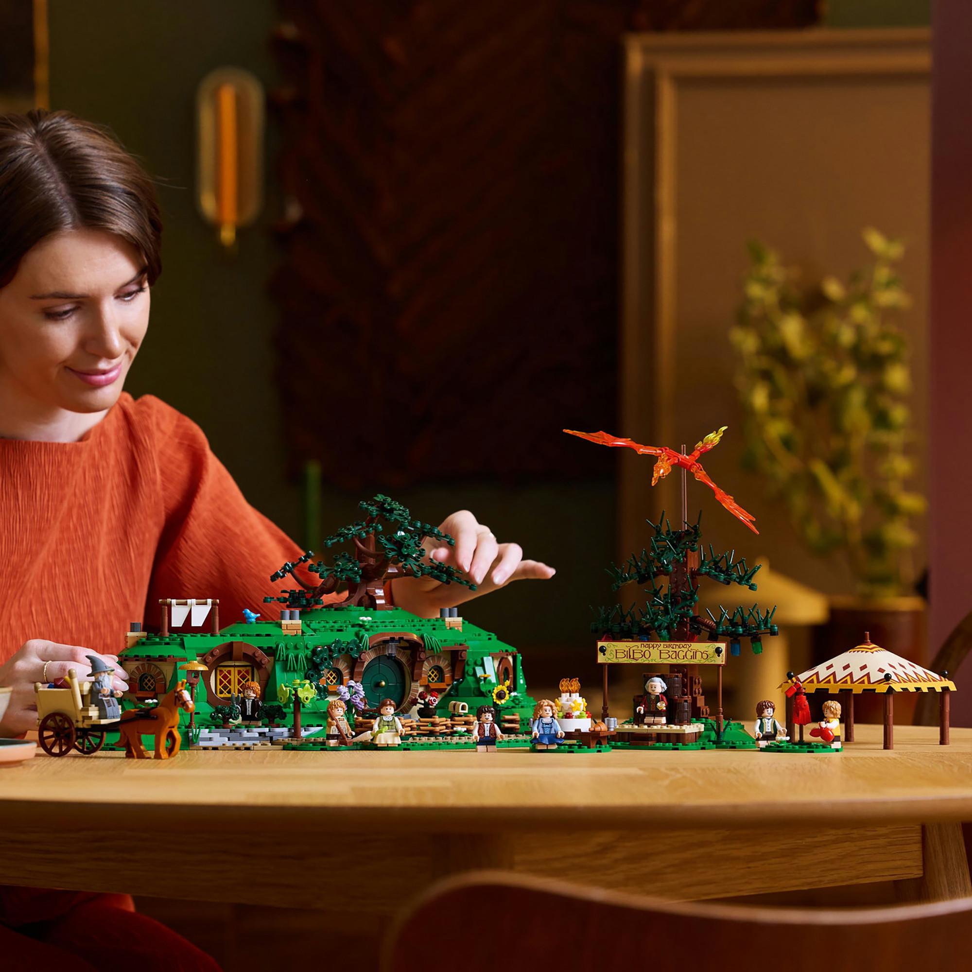 LEGO®  10354 Der Herr der Ringe: Das Auenland 