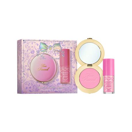 Too Faced  Dream A Little Dream - Set mit Cloud Crush Blush & Gloss Kissing Jelly 