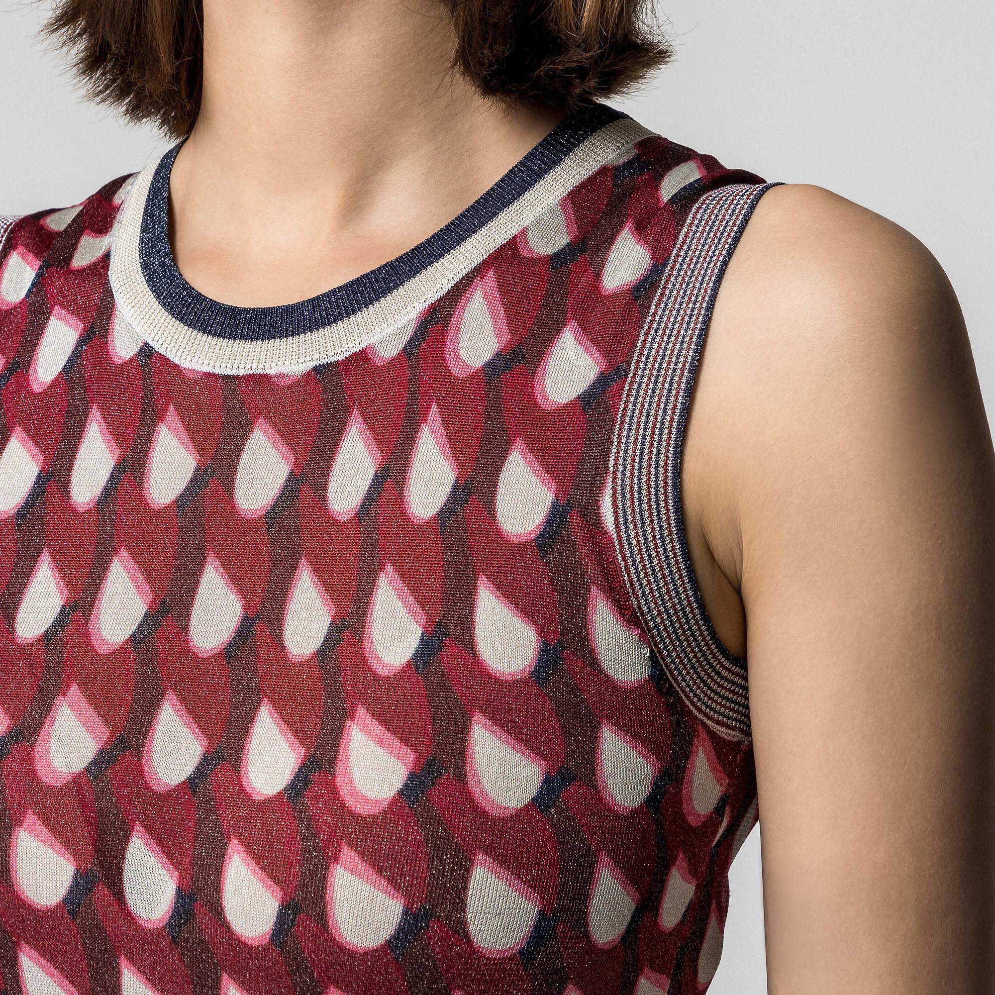 Manor Woman Pull sans manches à motifs  