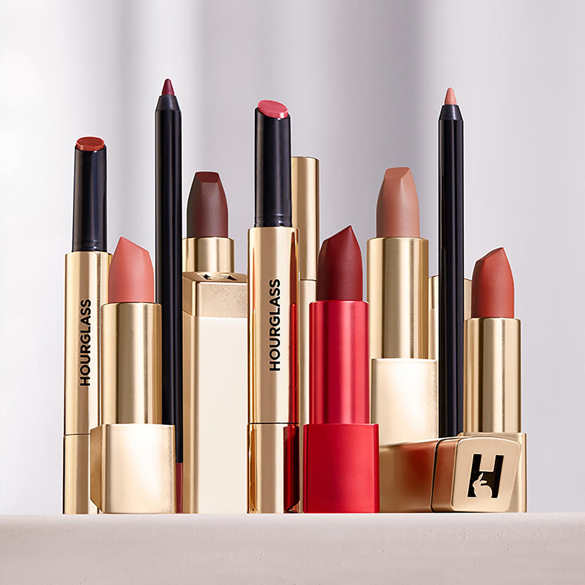 HOURGLASS  UNLOCKED SATIN CREME LIPSTICK 