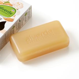 Alverde  Cremeseife Bio-Sheabutter & Bio-Mandelmilch 