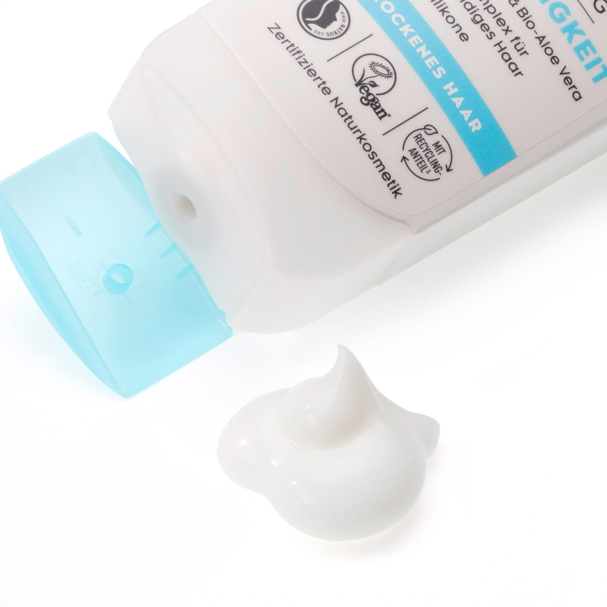 Alverde  Balsamo idratante all'aloe vera e all'acido ialuronico 