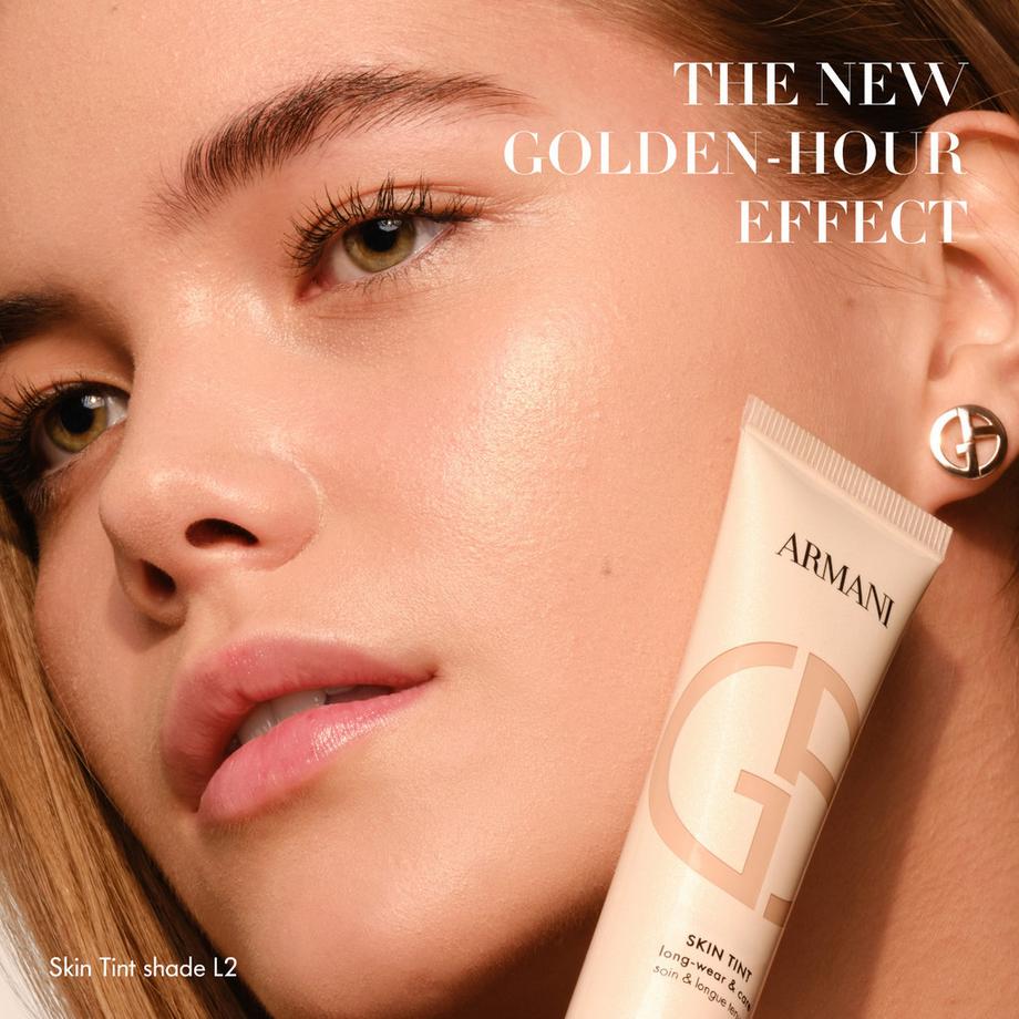 ARMANI  Skin Tint Serum Foundation 