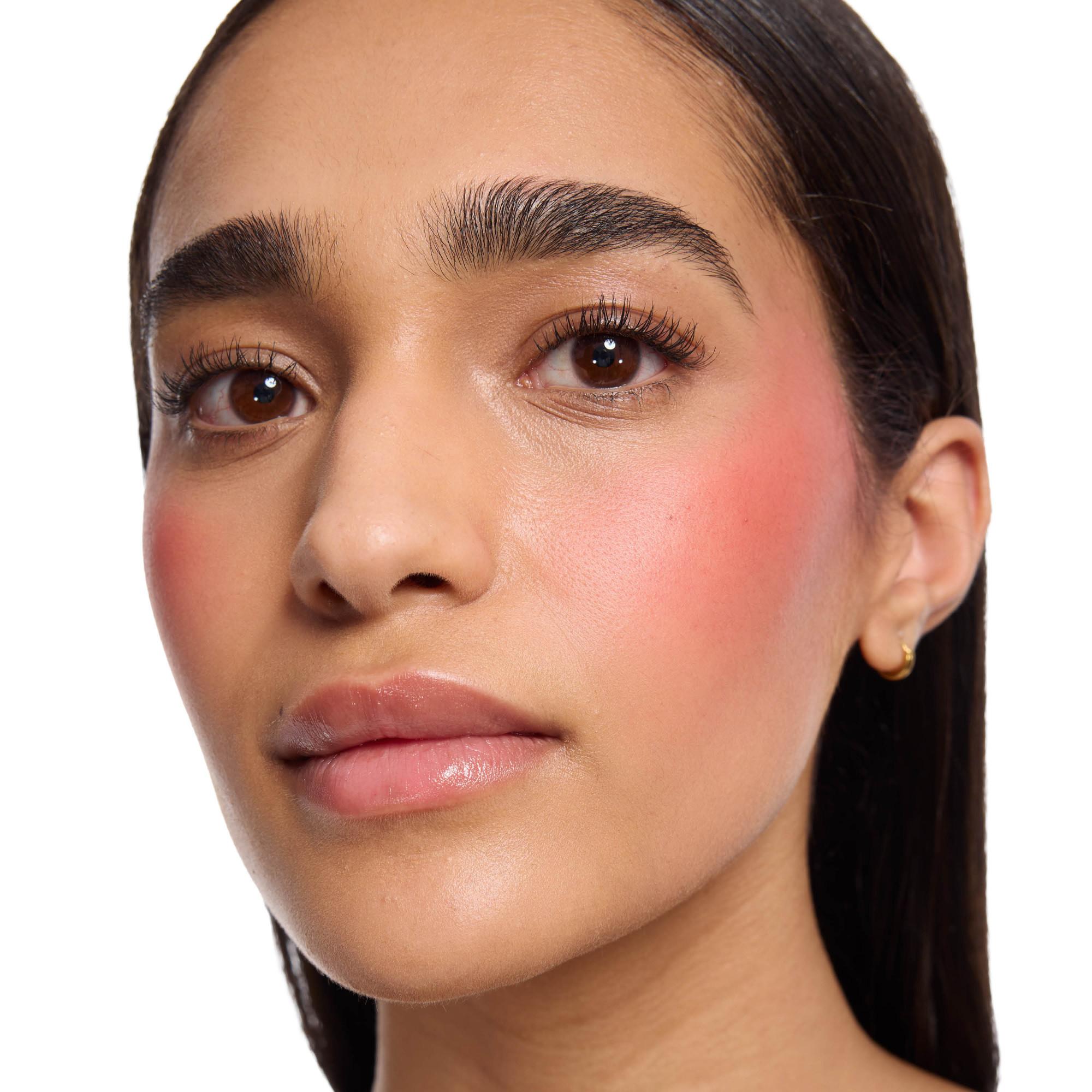 YSL  Make Me Blush Bold Blurring Blush 