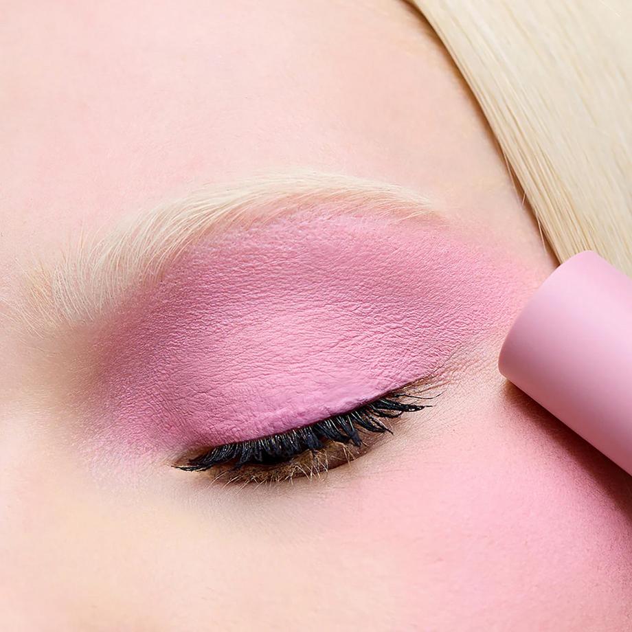 3INA  The 24H Color Liquid Eyeshadow  