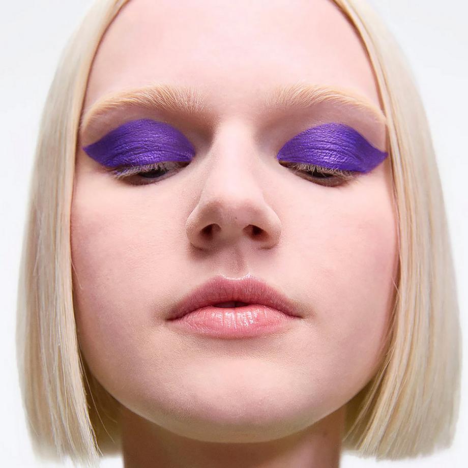 3INA  The 24H Color Liquid Eyeshadow  