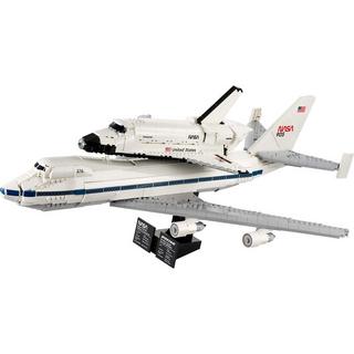 LEGO®  10360 Trasportatore di shuttle 