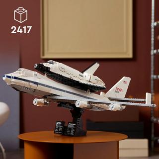 LEGO®  10360 Trasportatore di shuttle 