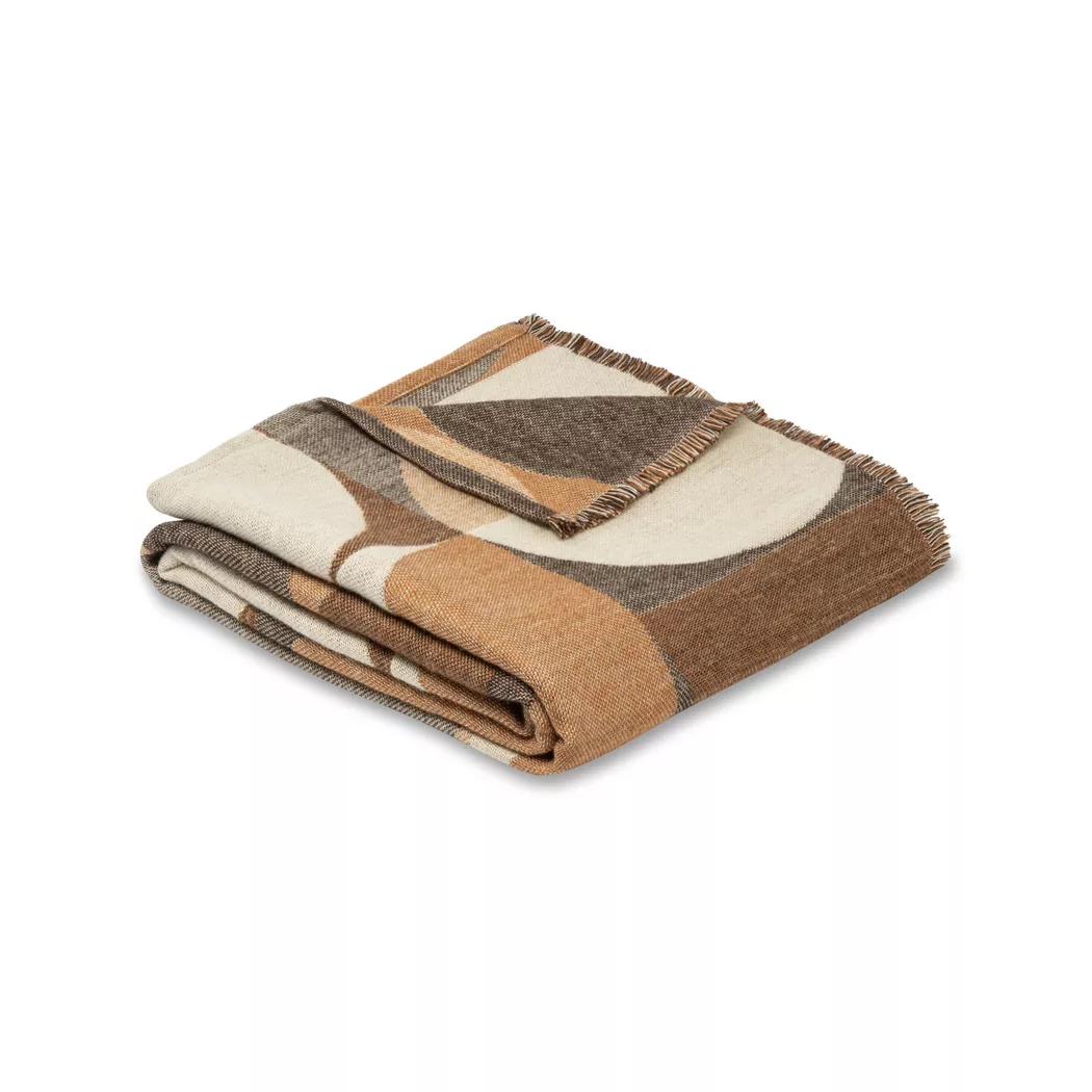 Manor Cunnamulla Throw Brown 150x200cm 2