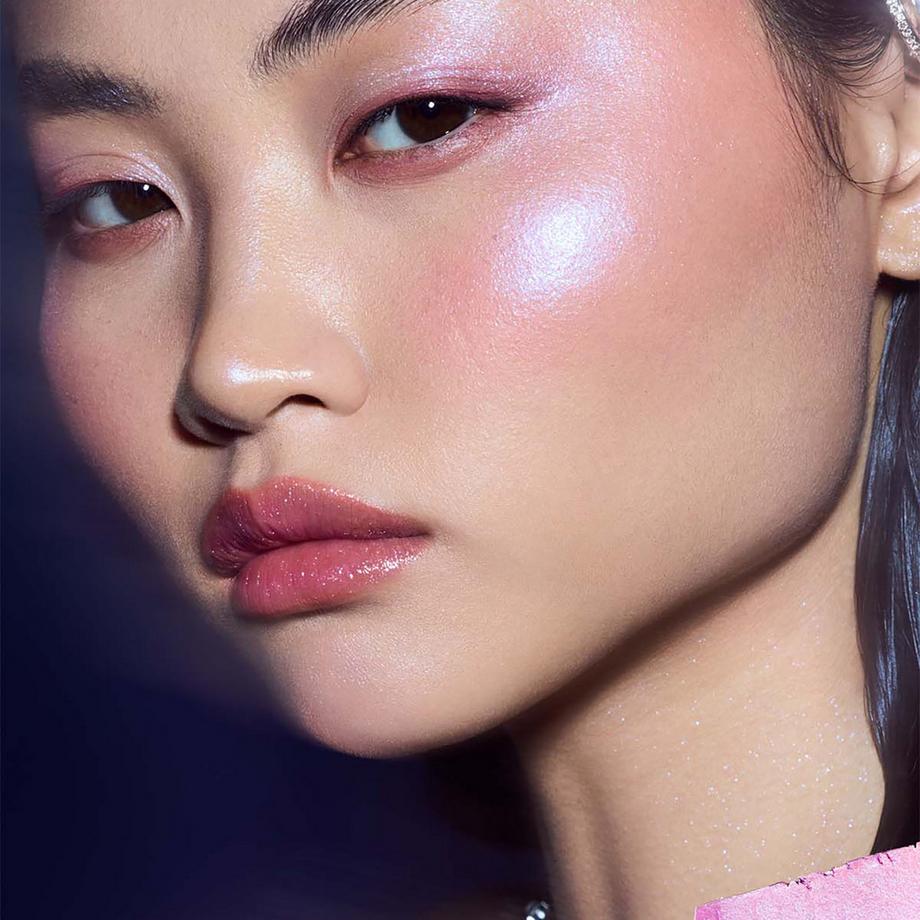 Fenty Beauty By Rihanna  Diamond Bomb All-Over Diamond Veil - Illuminateur de teint 