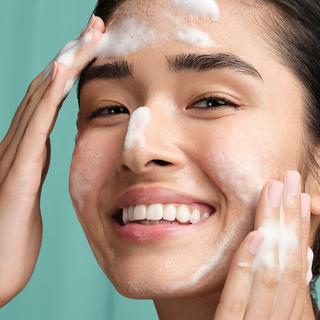 Tatcha  The Matcha Cleanse - Gel Detergente Schiarente Quotidiano 