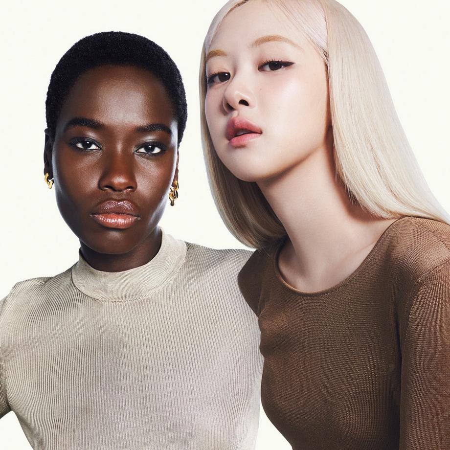 YSL  All Hours Glow Foundation 