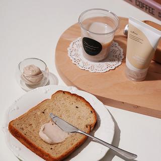 Isntree  Yam Root Vegan Milk Cream 