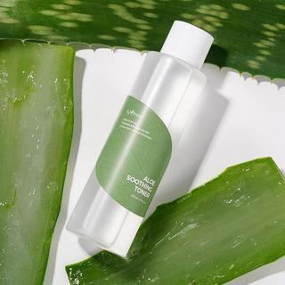 Isntree  Aloe Soothing Toner 