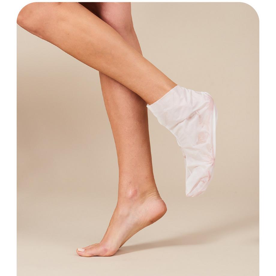 iroha  Socks Treatment For Feet | Exfoliating | Lavander (2 Units - One Use)  