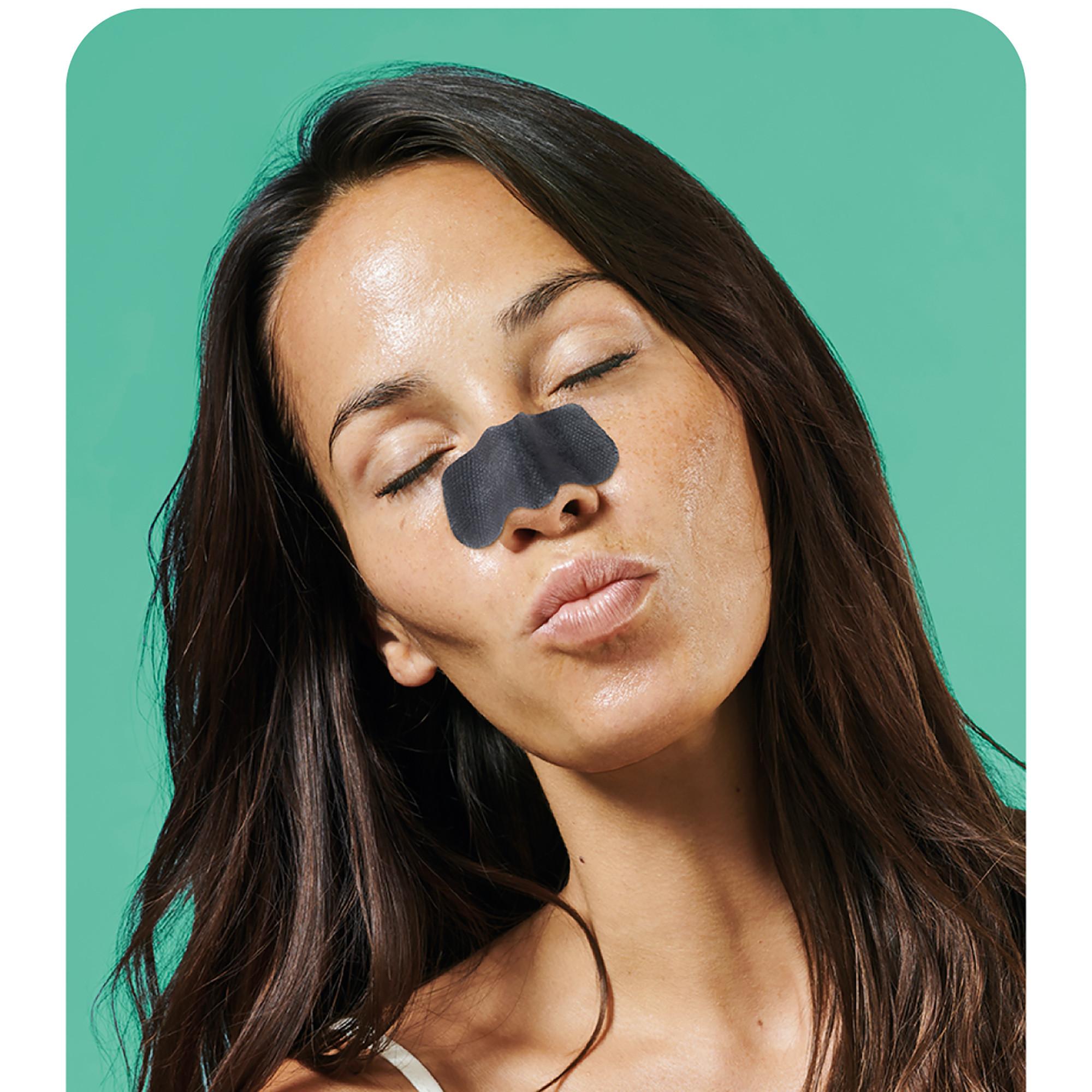 iroha  Cleansing Strips - Detox - Black Heads 