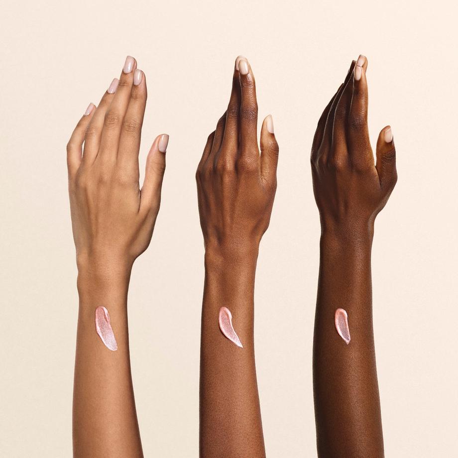 VALENTINO  Born In Roma Body Shimmer 